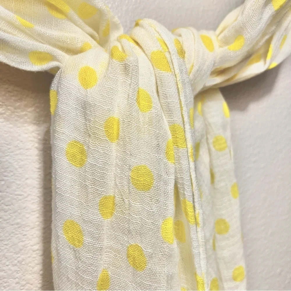 GAP scarf, white with yellow polka dots